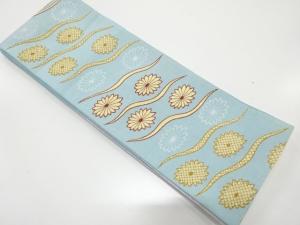 よろけ横段に菊模様織り出し　半幅帯
